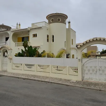 Amazing In Gale With Pool Вілла Албуфейра